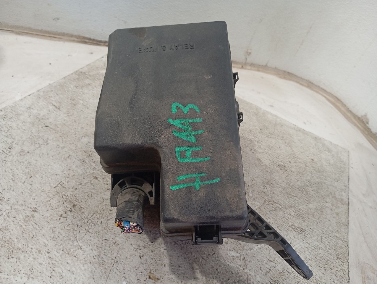 Part image 3