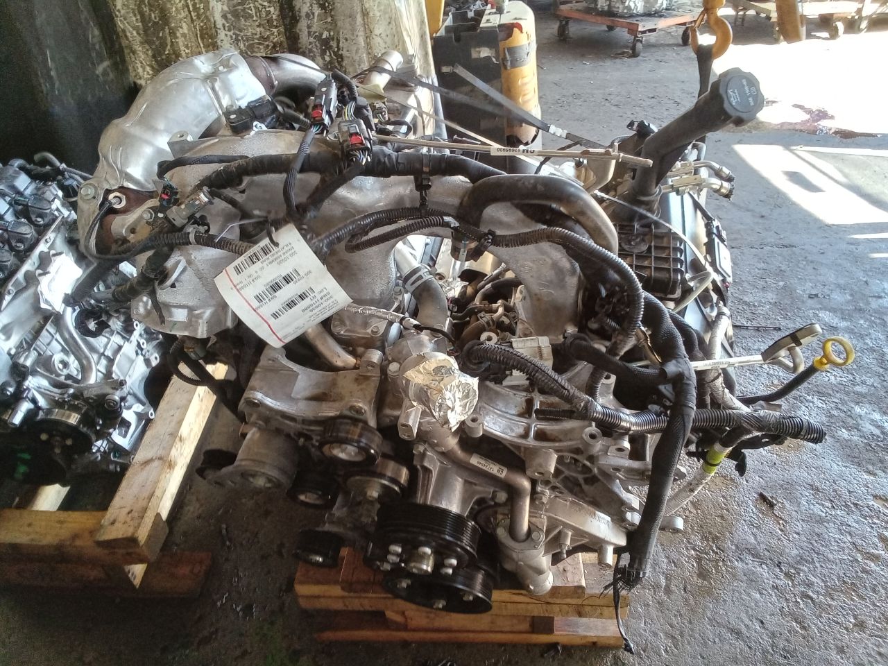 2024 General Motors SIERRA 2500 PICKUP Engine Assembly