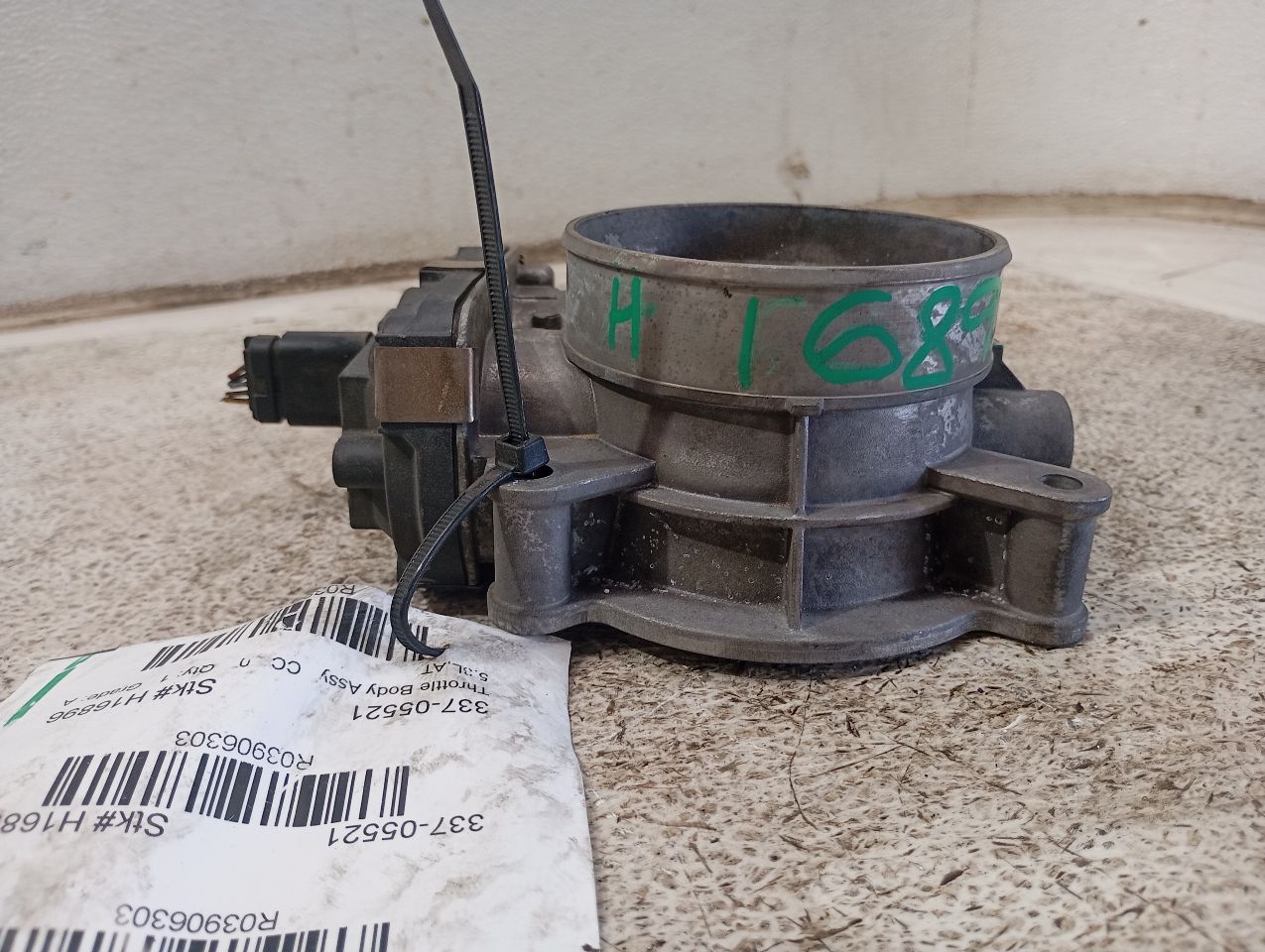 Used 2016 General Motors SILVERADO 1500 PICKUP Throttle Body Assy - Stock #H16896