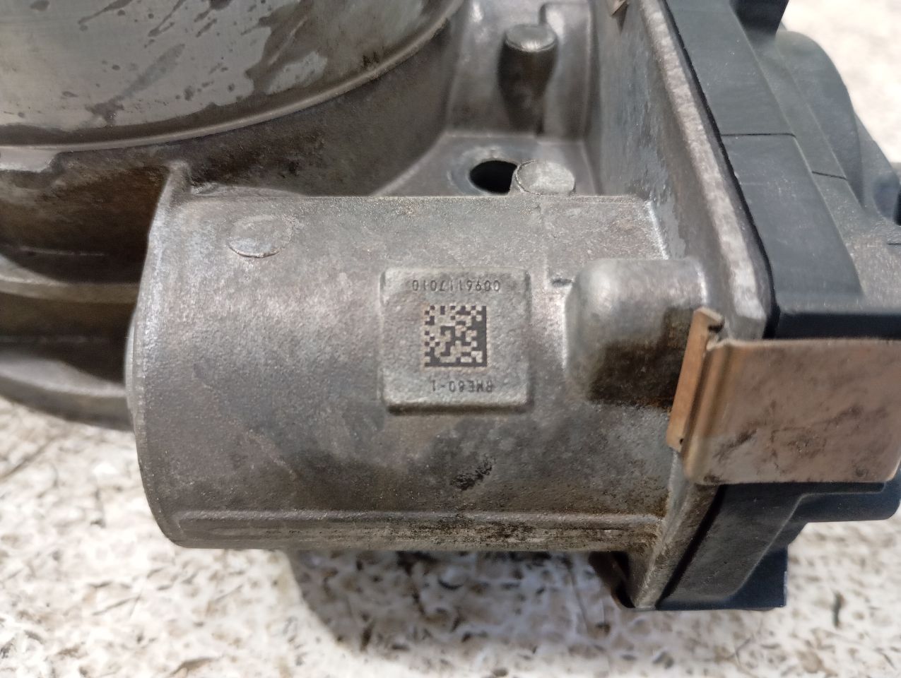 Used 2016 General Motors SILVERADO 1500 PICKUP Throttle Body Assy - Stock #H16896