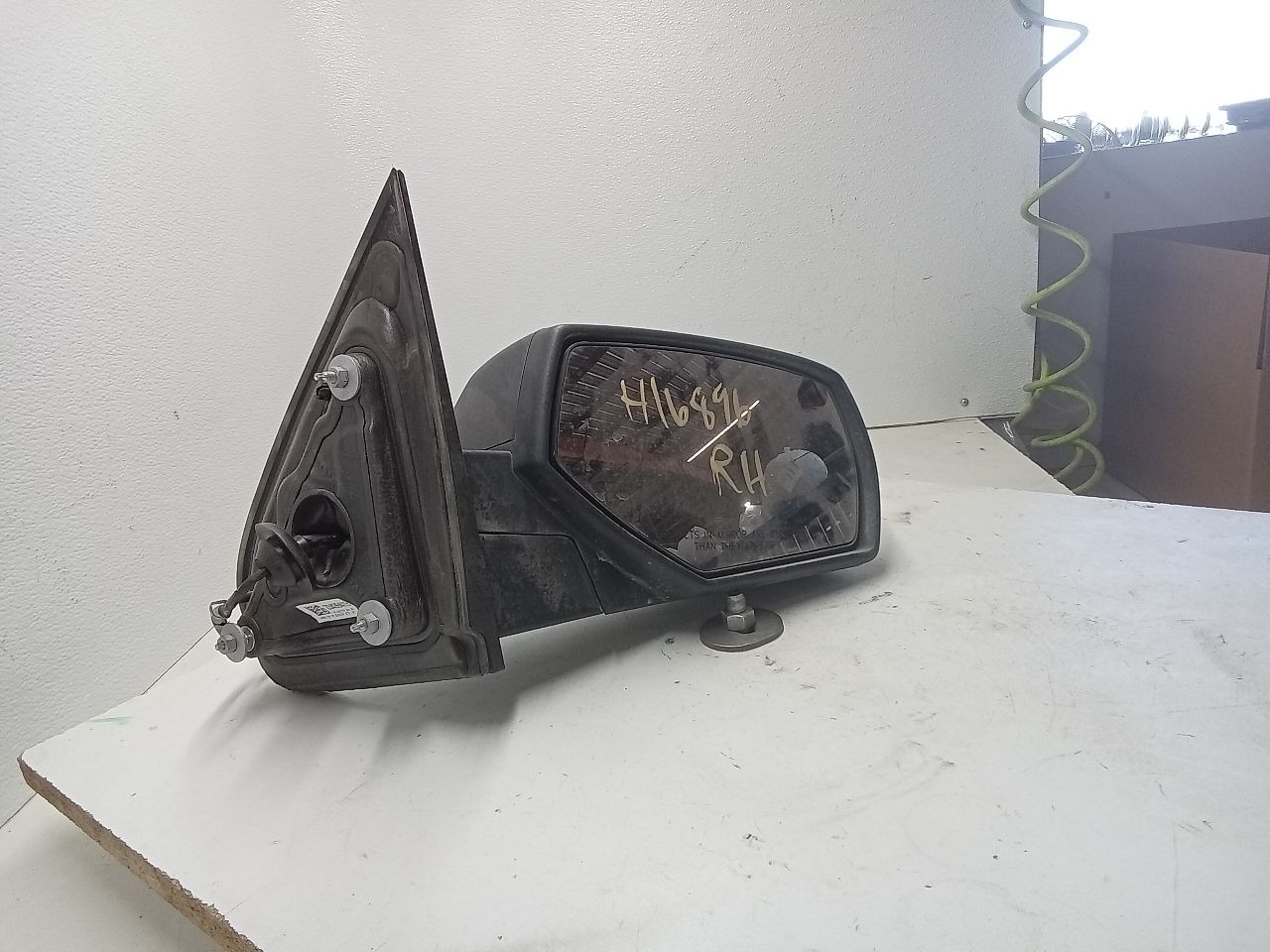 Part image 1