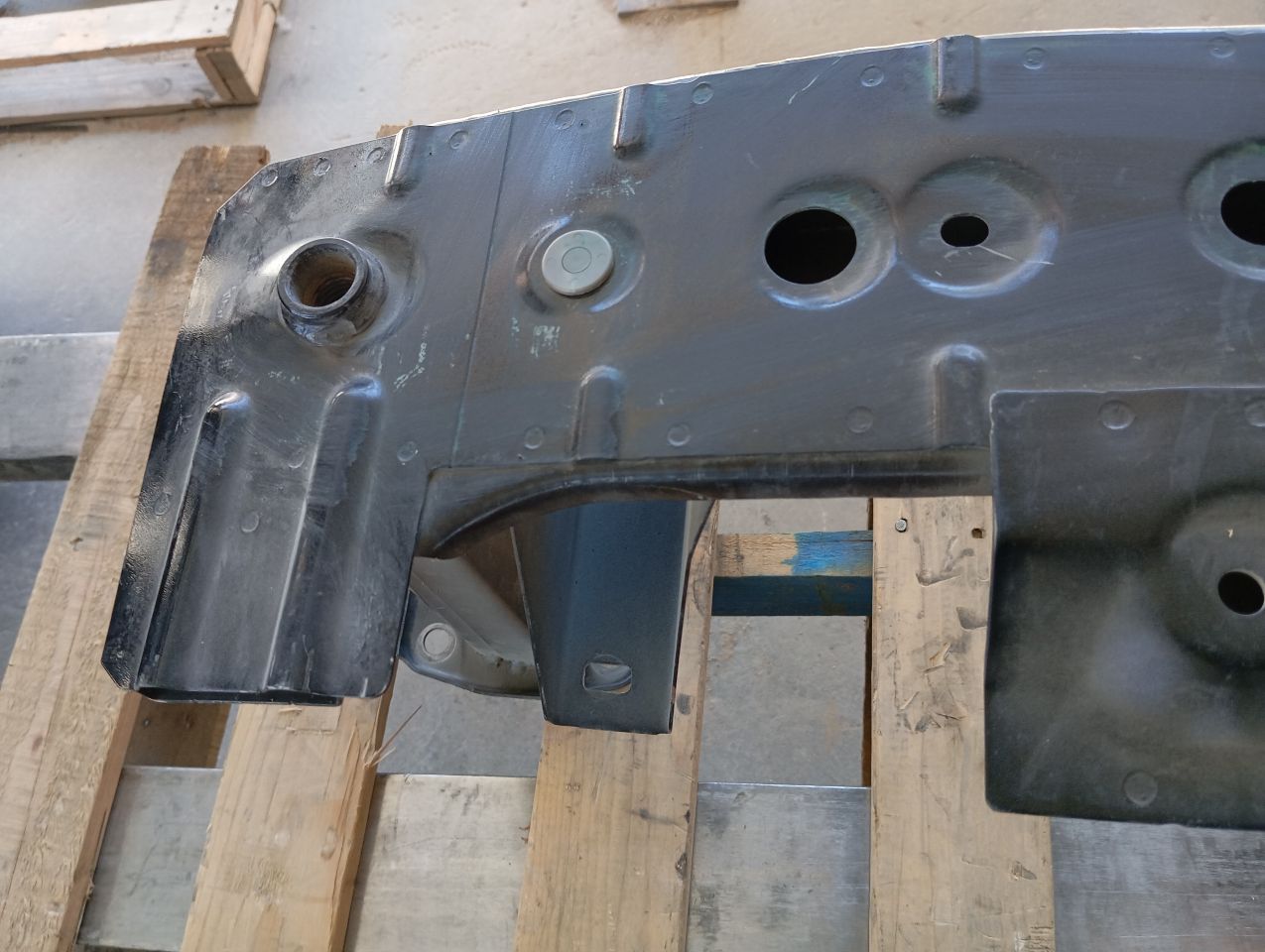 Part image 4