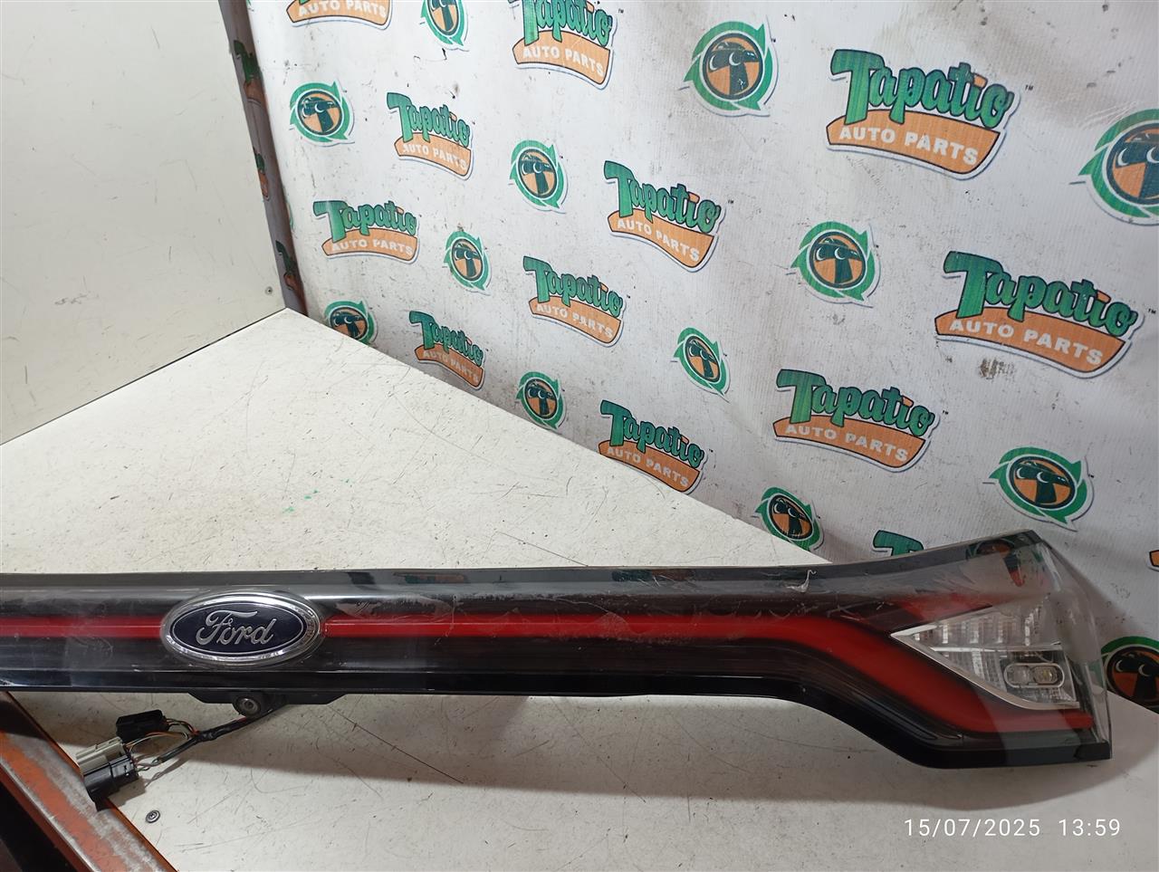 2016 Ford EDGE Tail Lamp