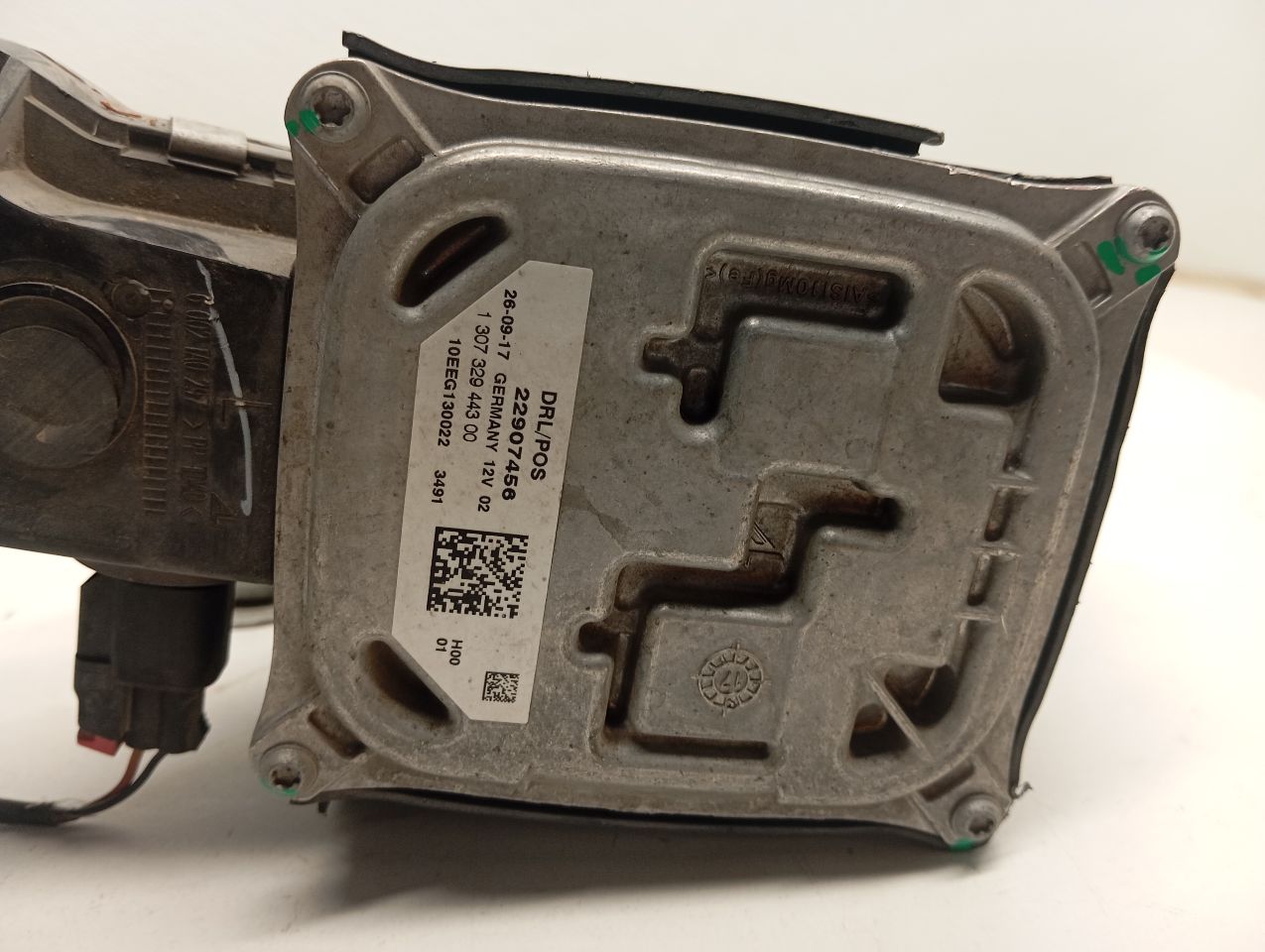Part image 4