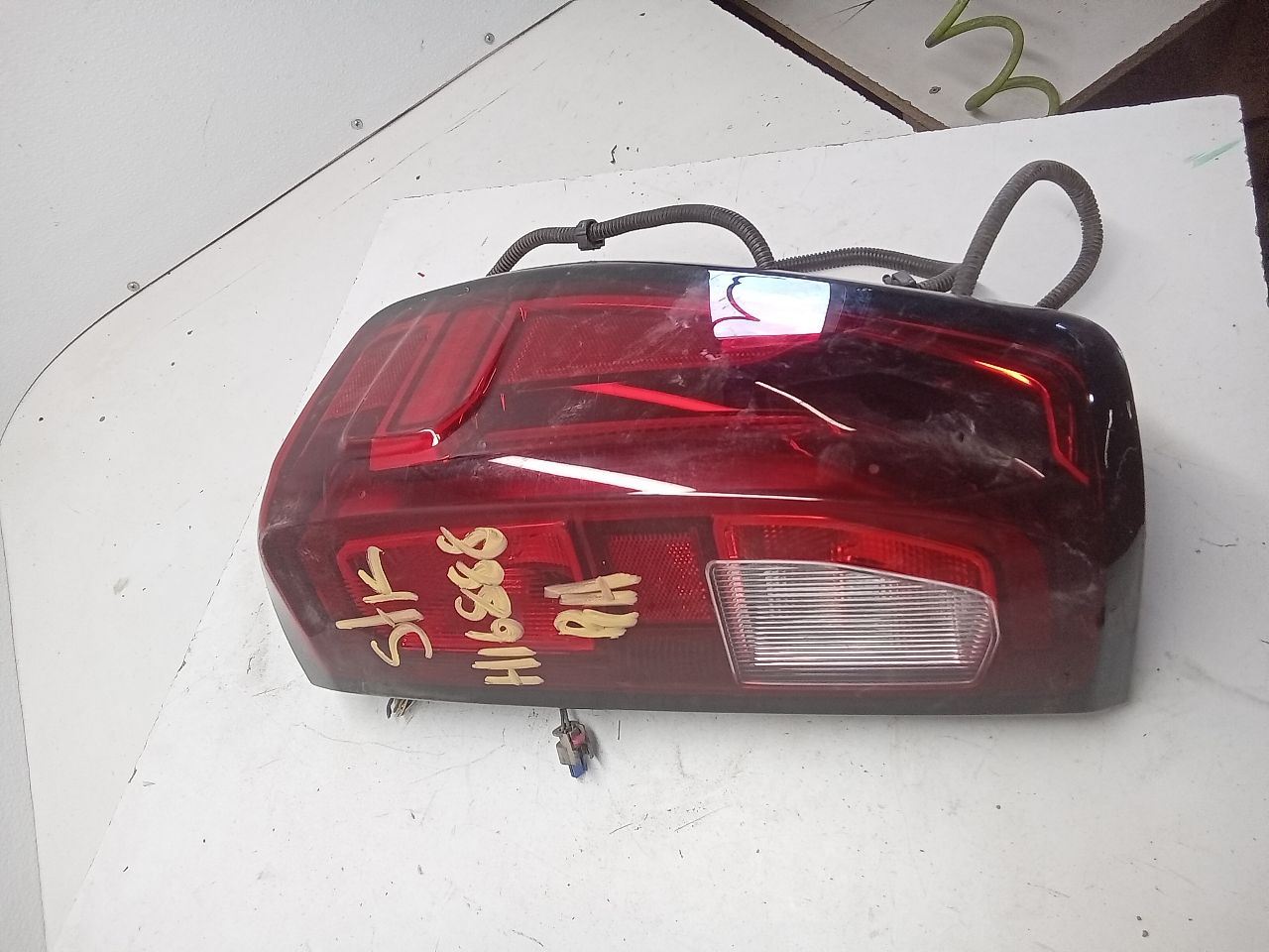 Part image 1