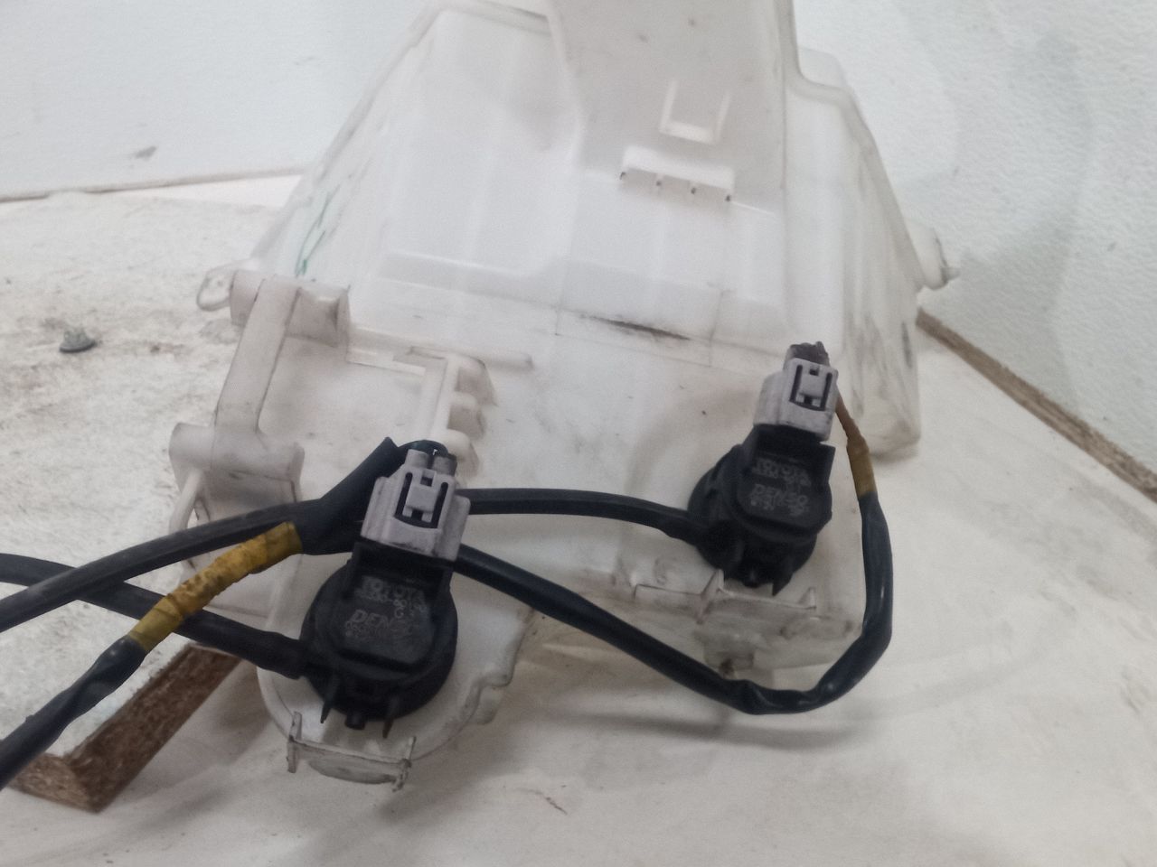 Part image 7