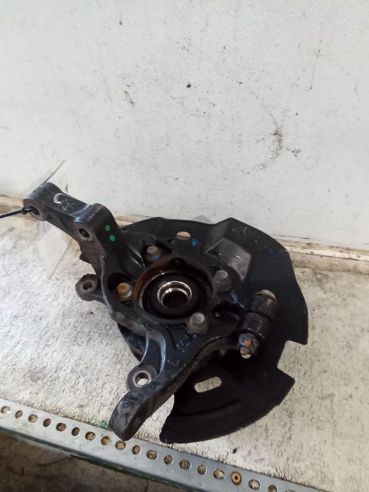 2015 Kia SORENTO Spindle Knuckle, Fr