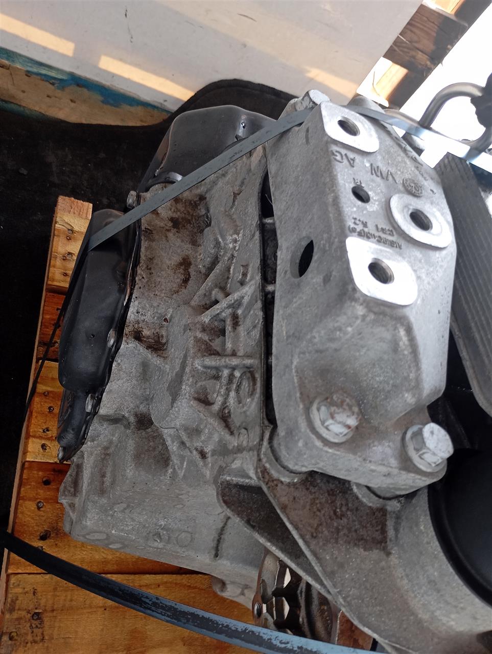 Part image 4