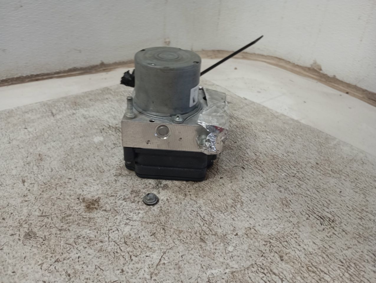 Part image 3