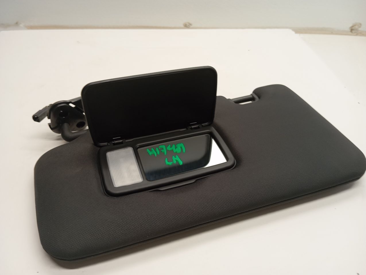 2025 Subaru FORESTER Sun Visor