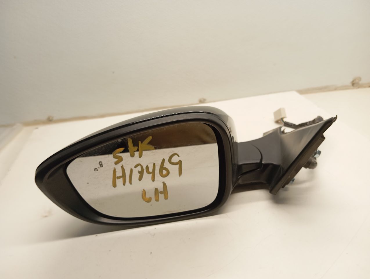 Part image 1