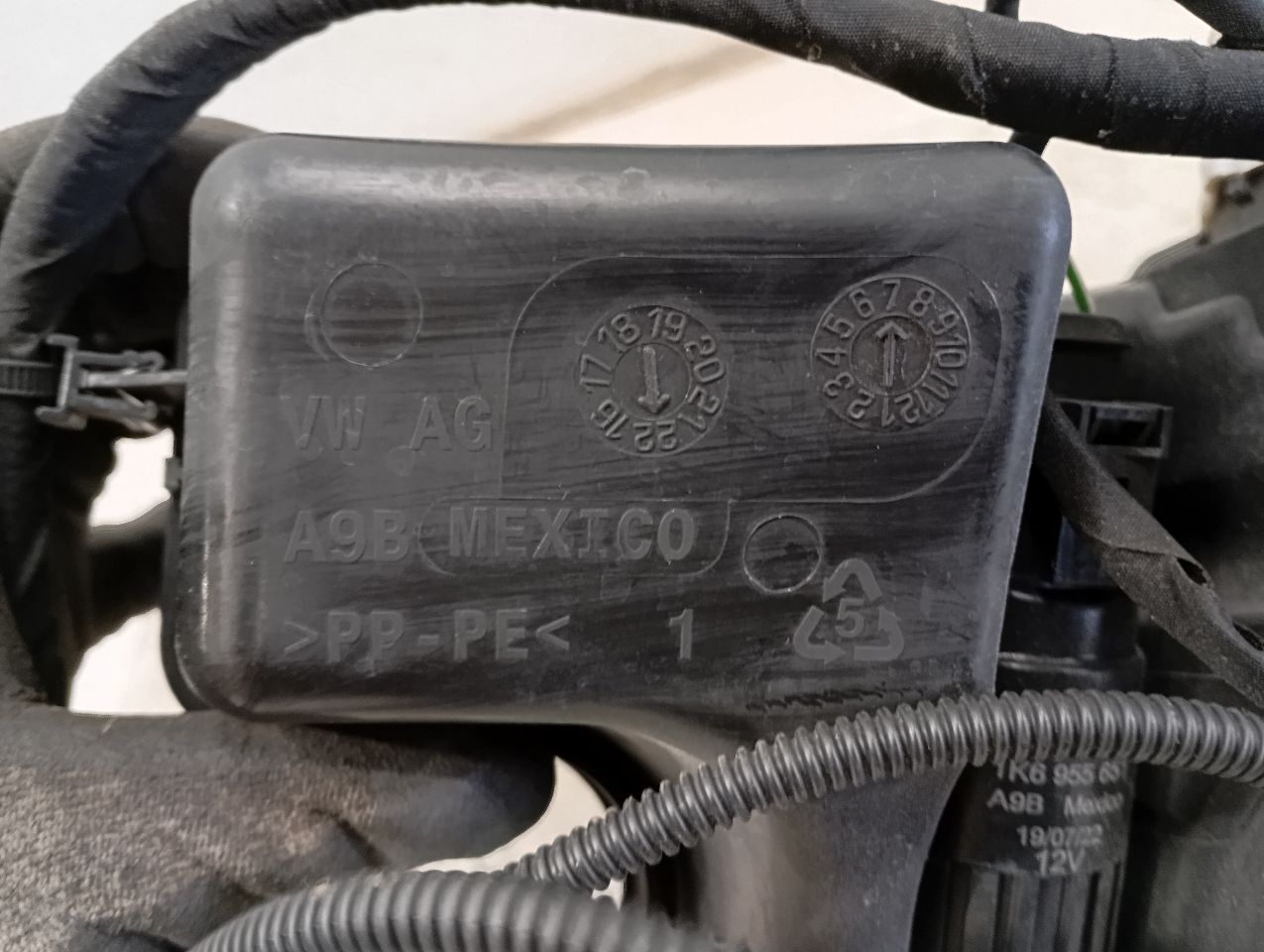 Part image 6