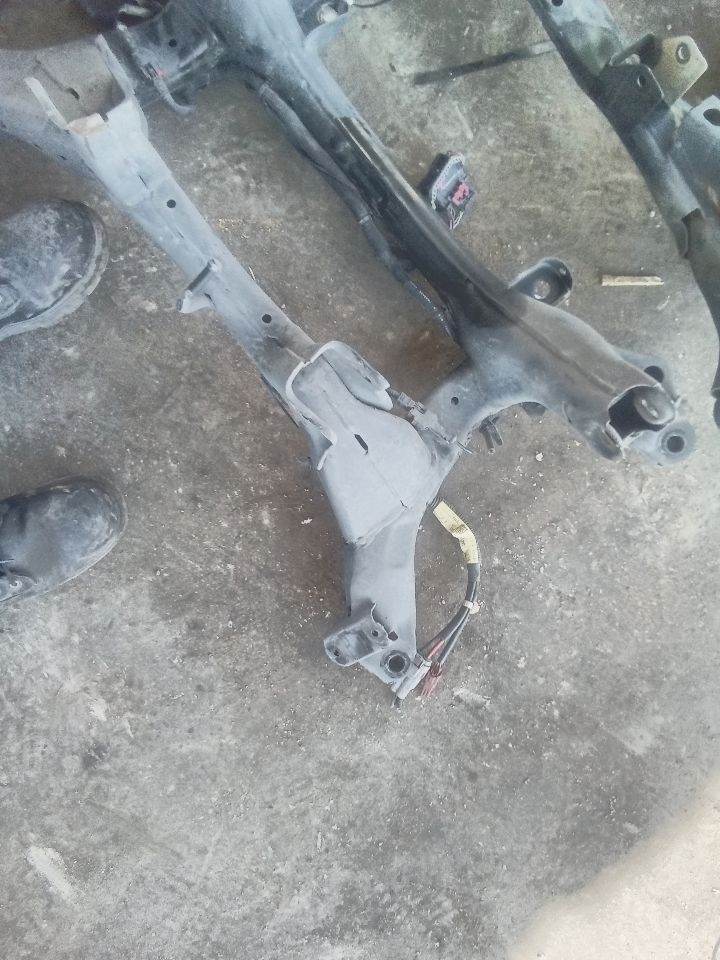Part image 6