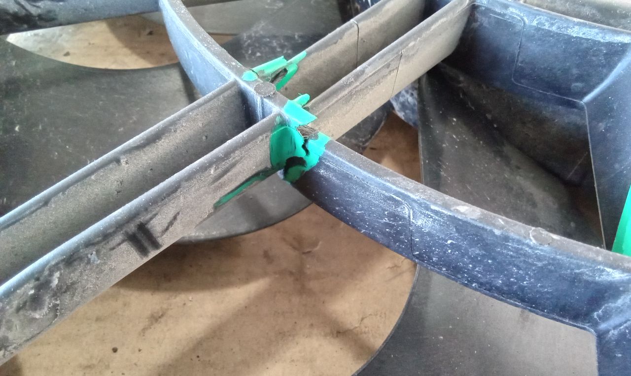 Part image 12