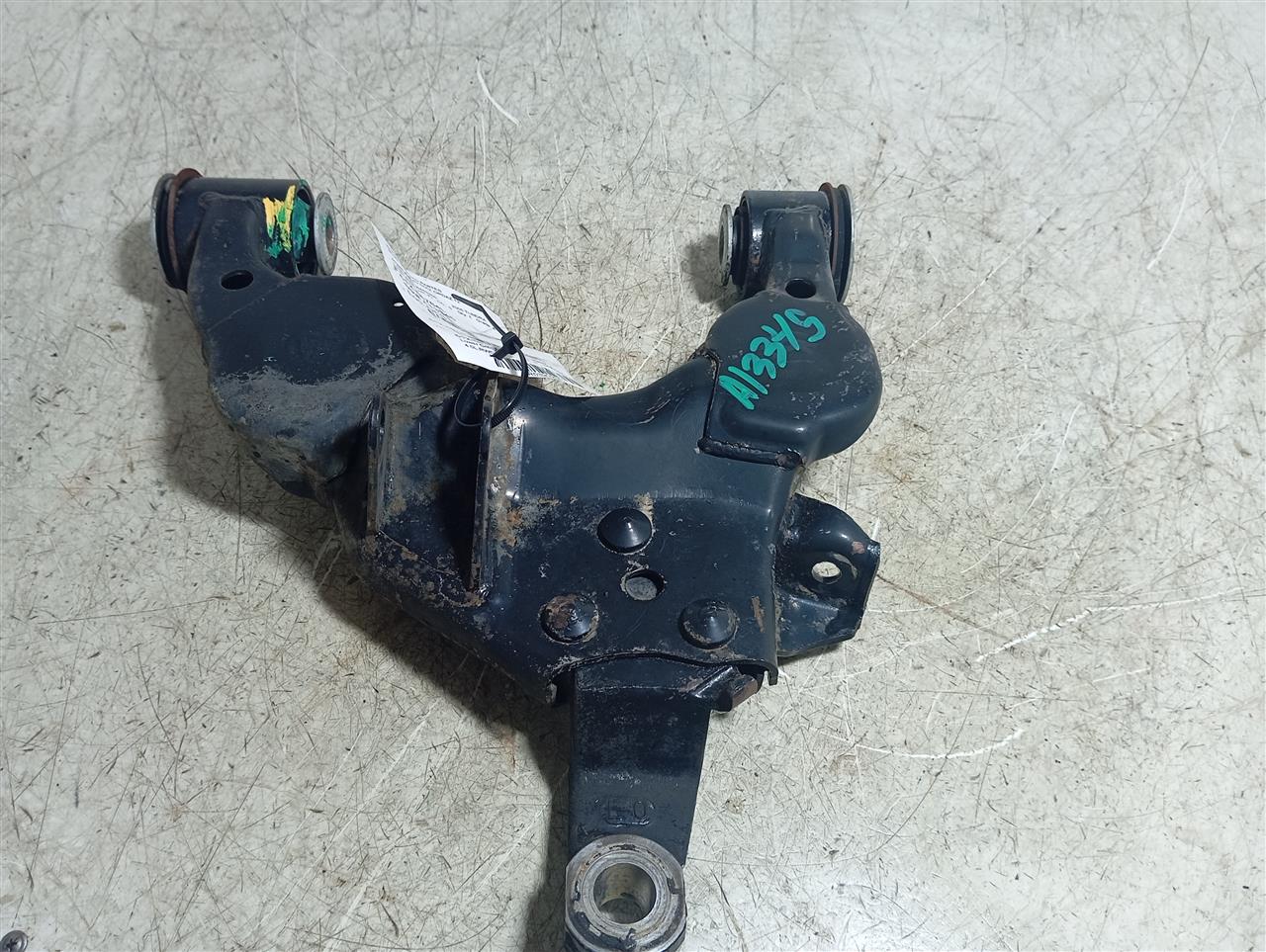 Part image 3