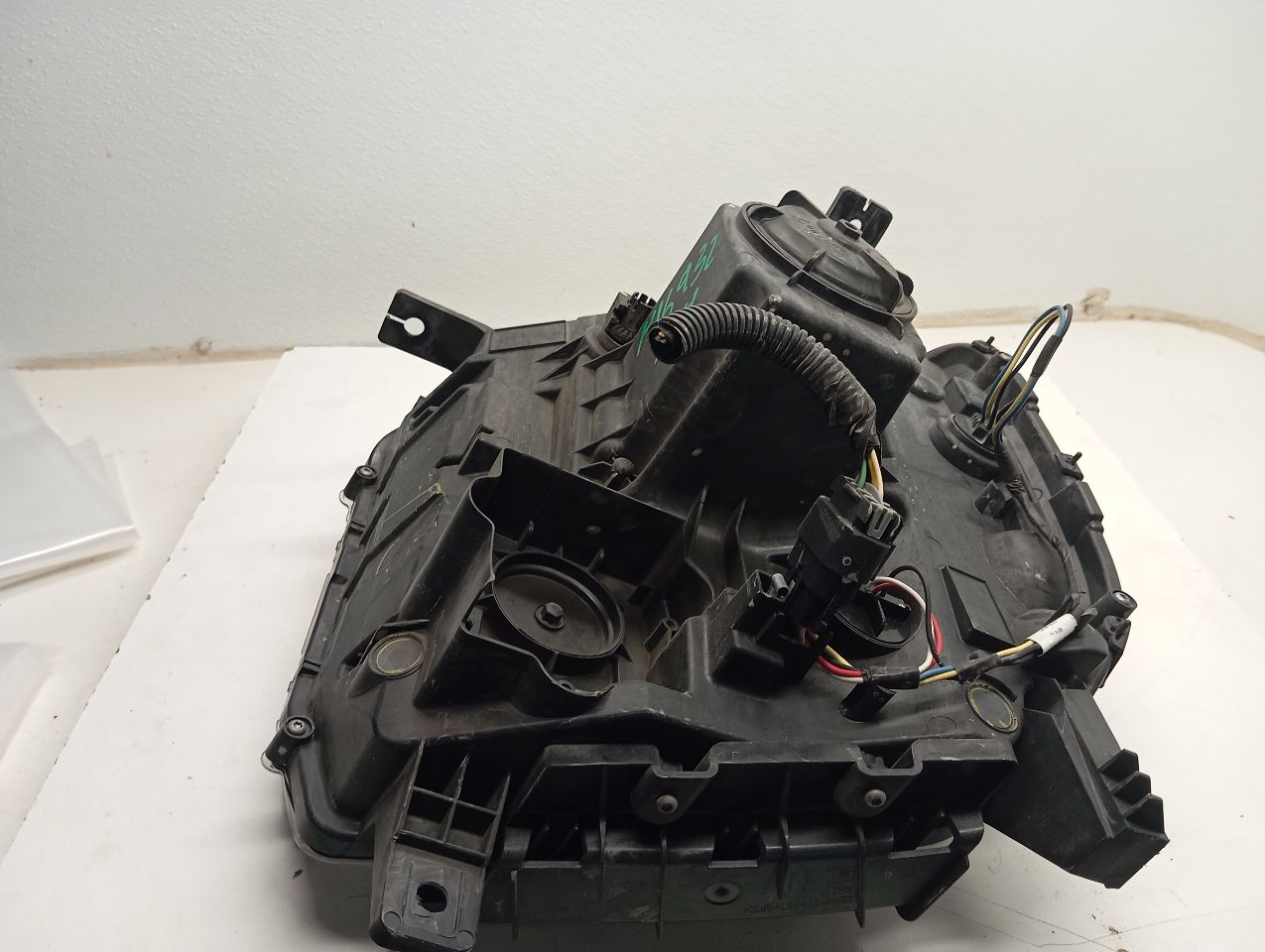 Part image 11