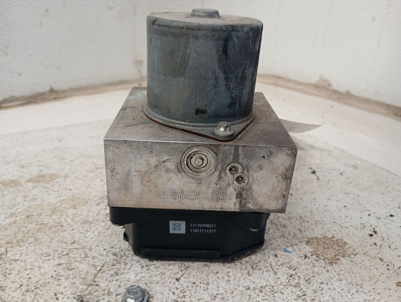 Part image 3