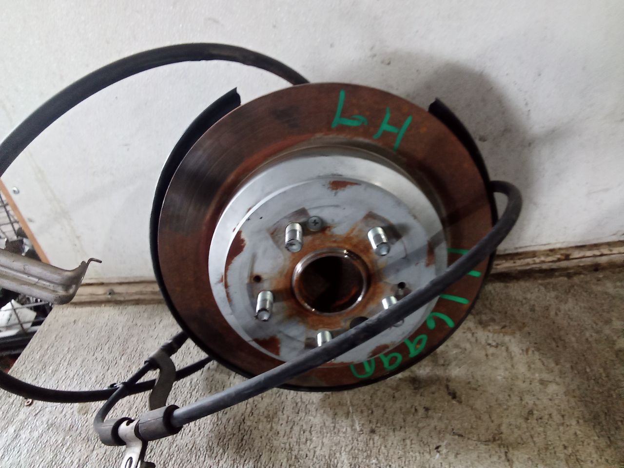 Part image 3