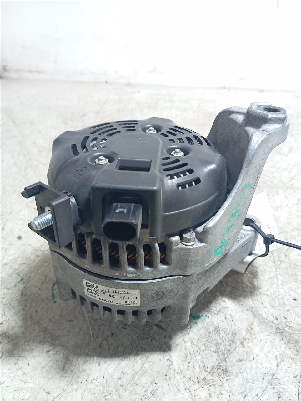 Part image 4