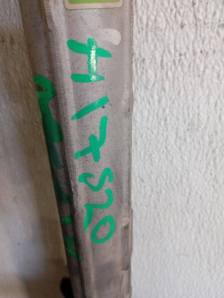 Part image 10