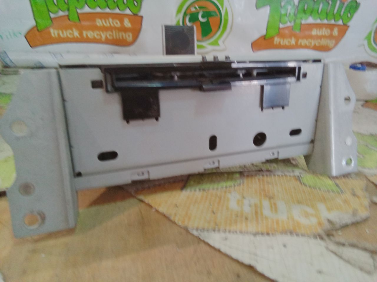 Part image 3