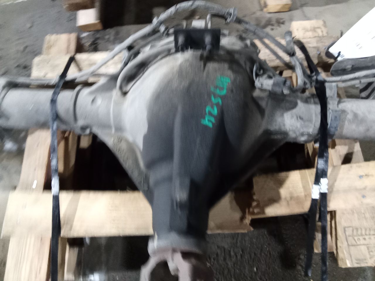 Part image 3