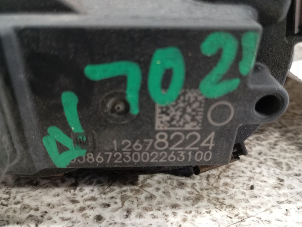Part image 5