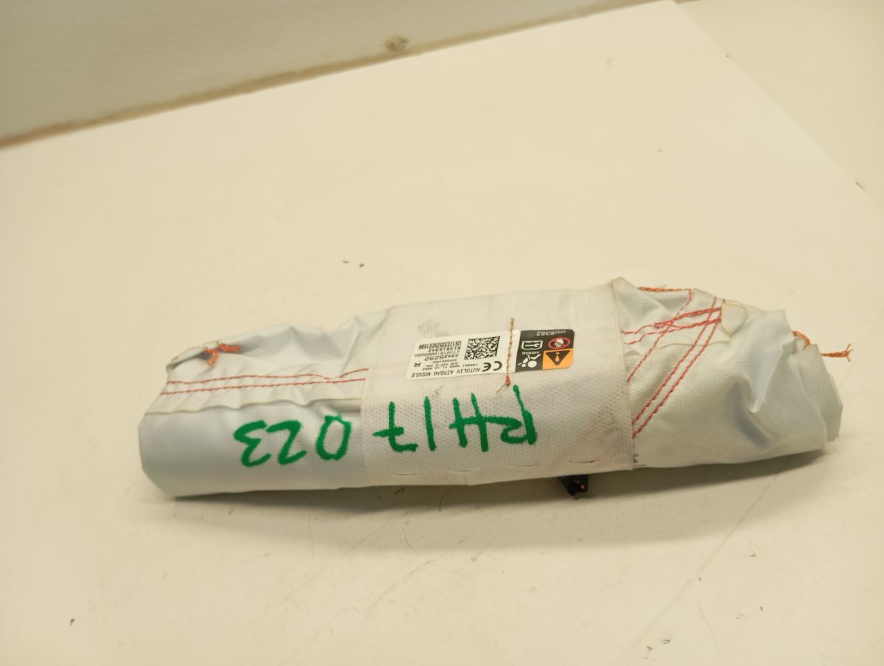 Part image 3