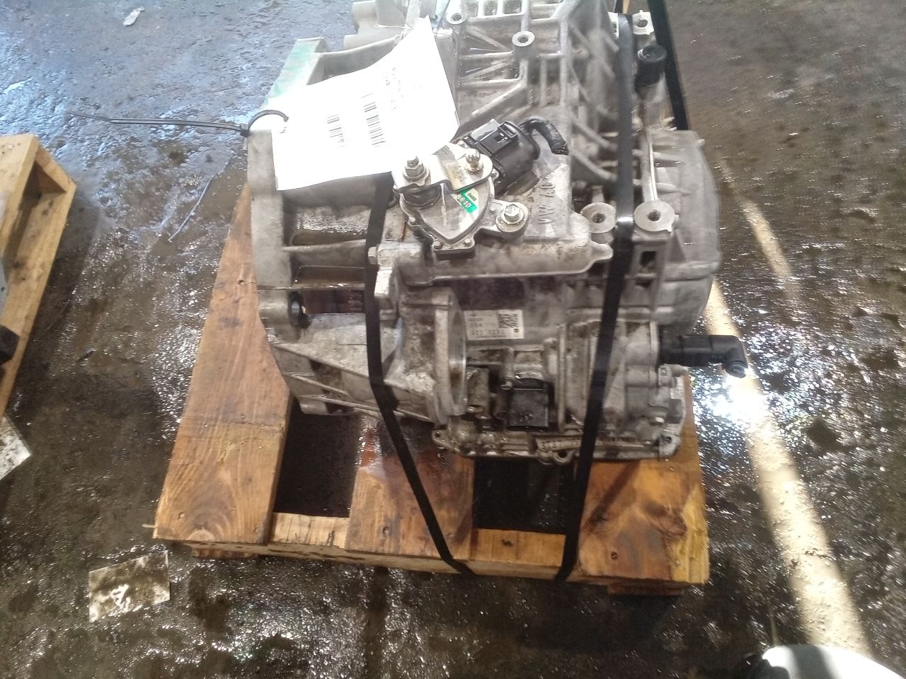 Part image 4