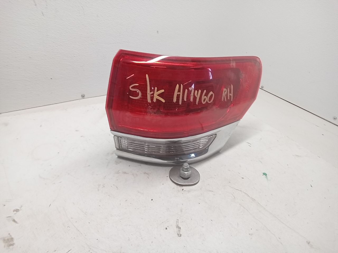 Part image 1