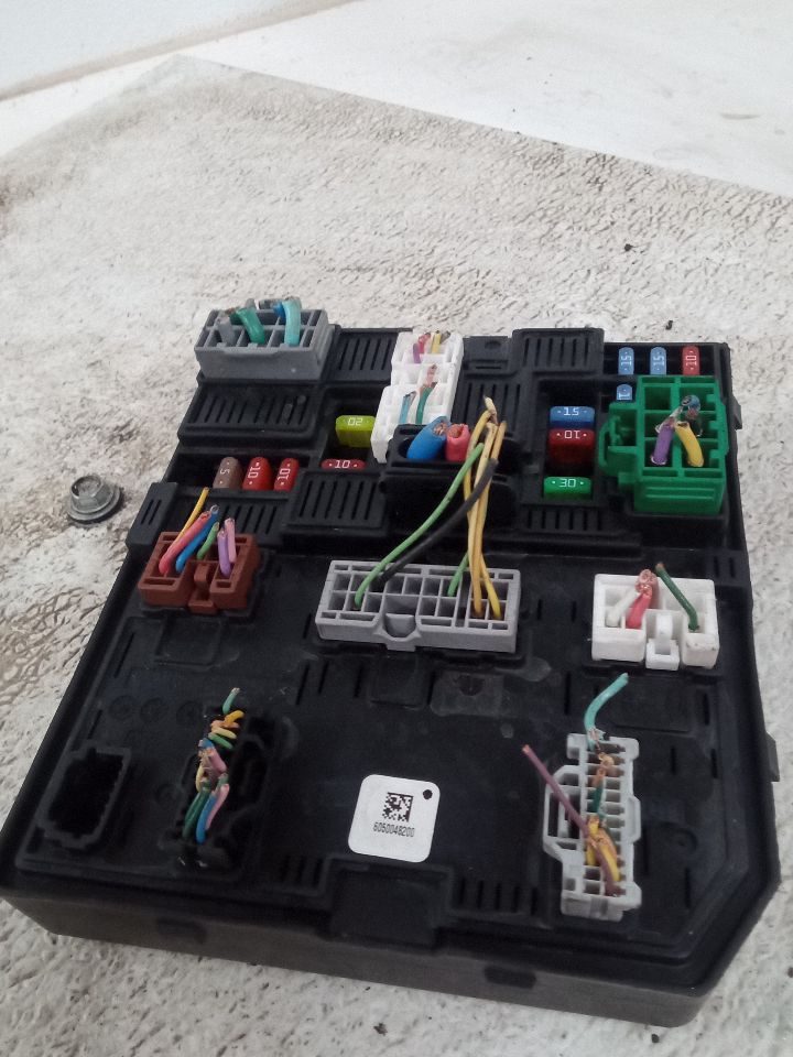 Part image 4