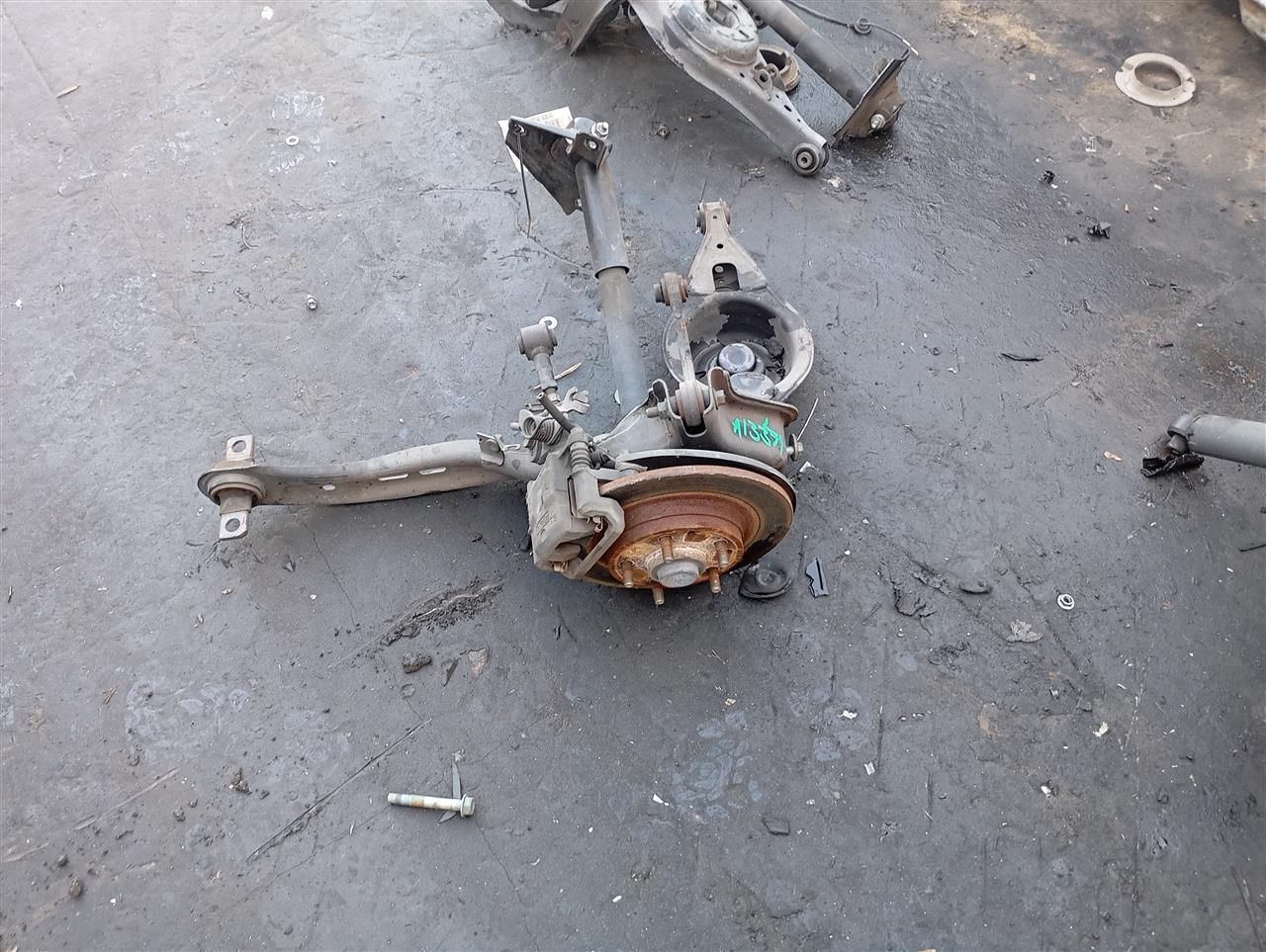 Part image 3