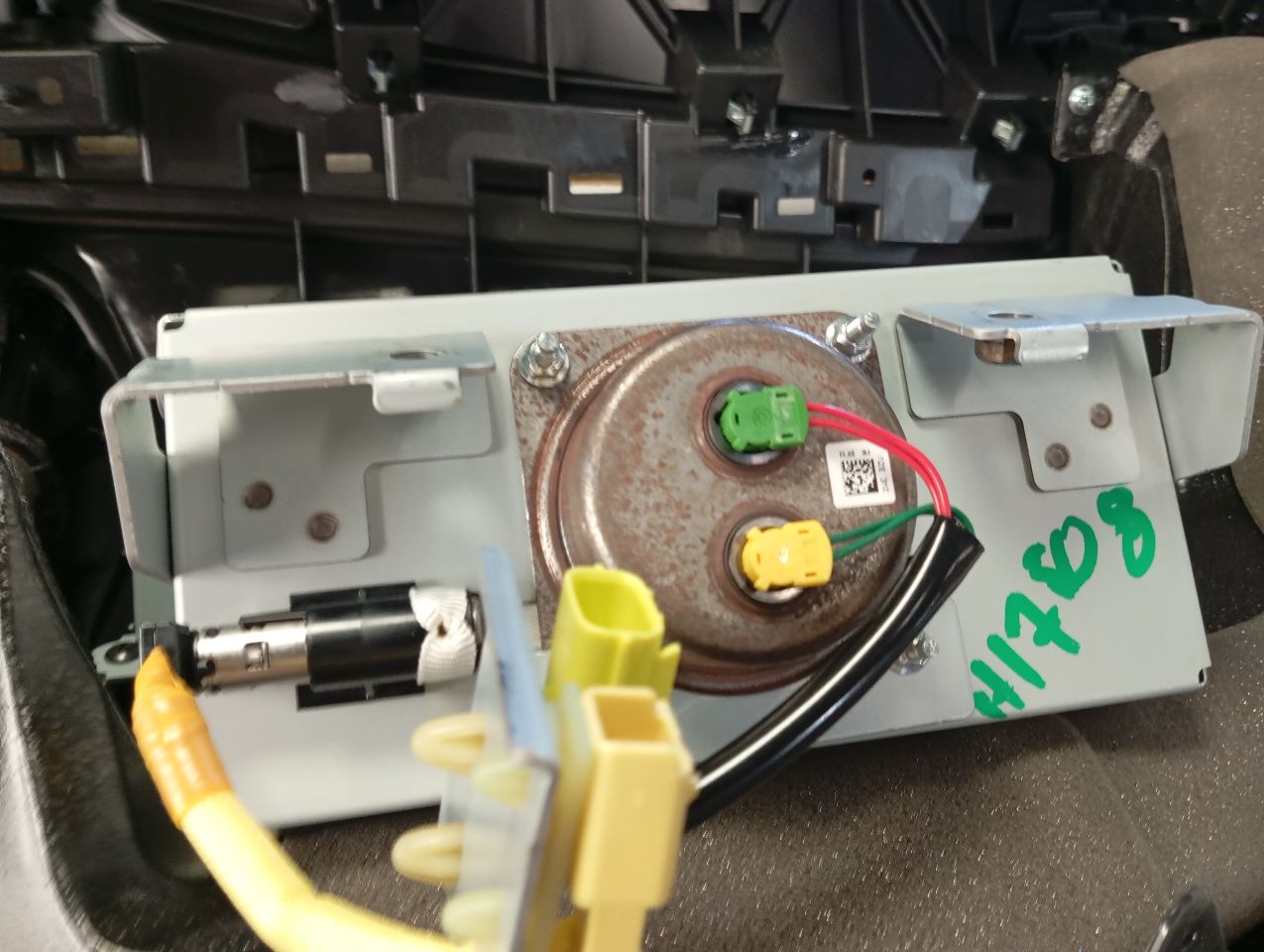 Part image 4