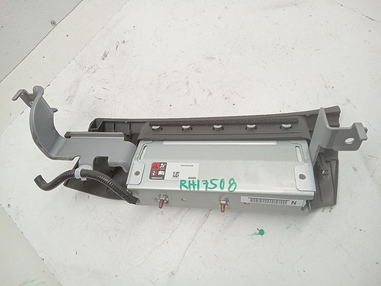 Part image 2