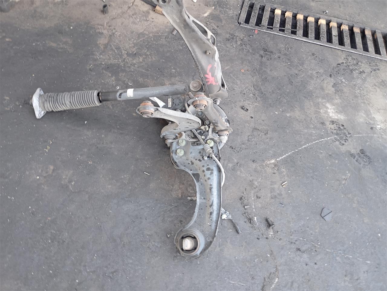 Part image 4