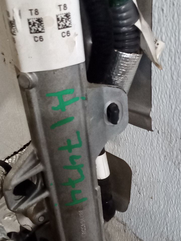 Part image 12