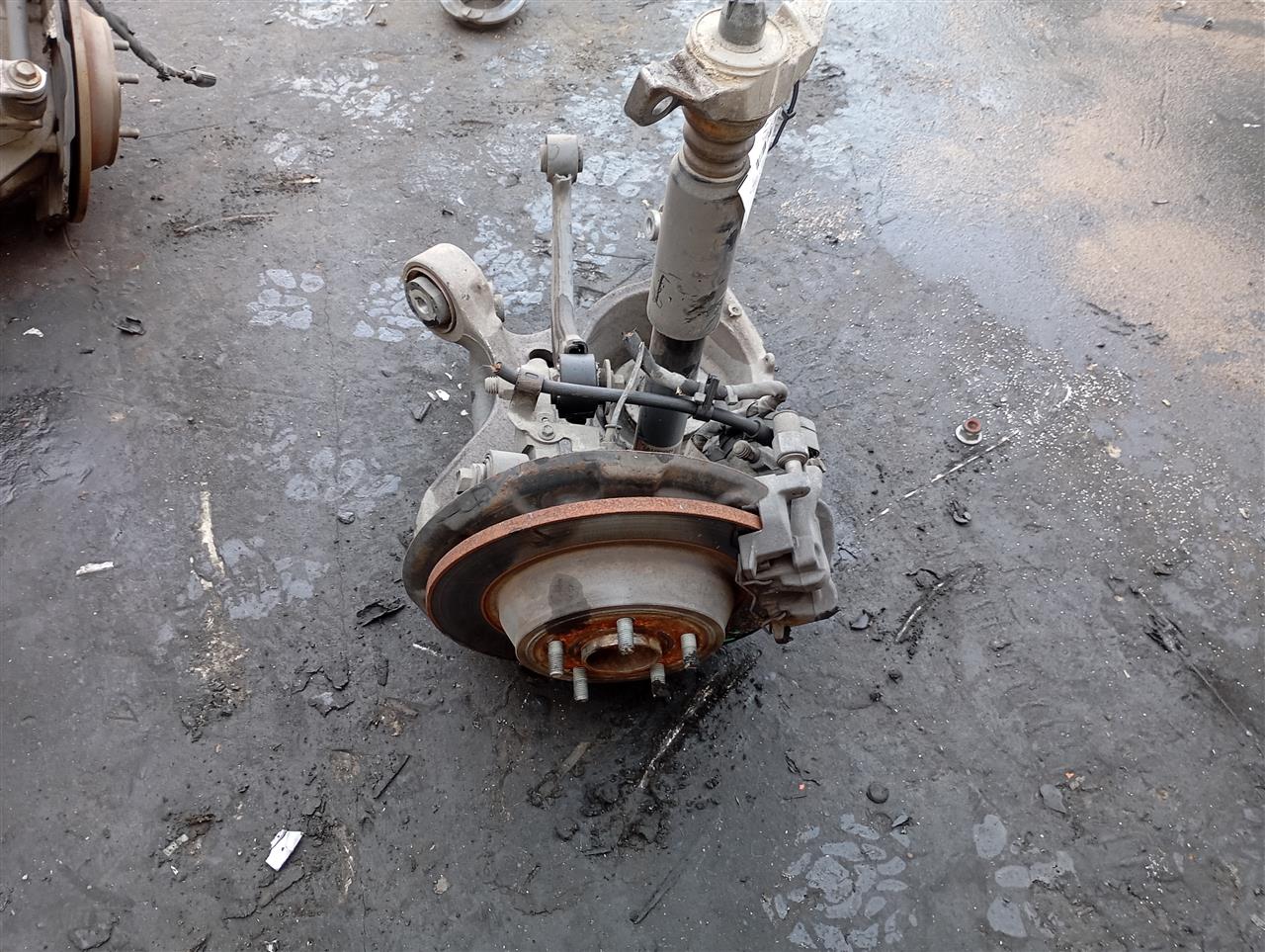 Part image 3