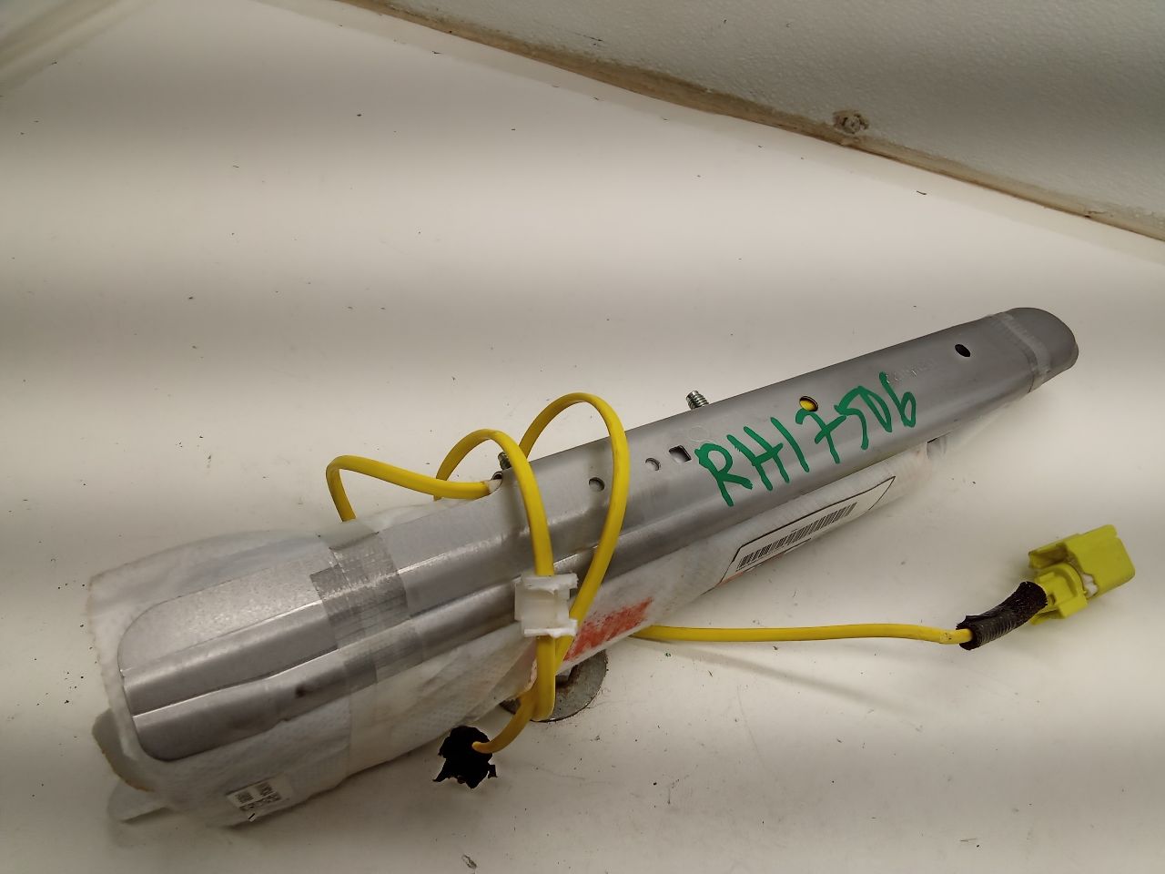 Part image 3