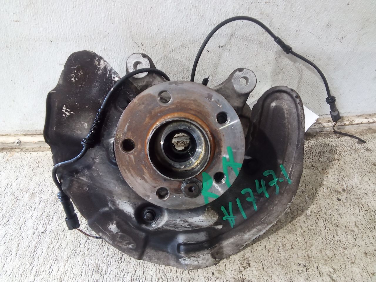 Part image 4