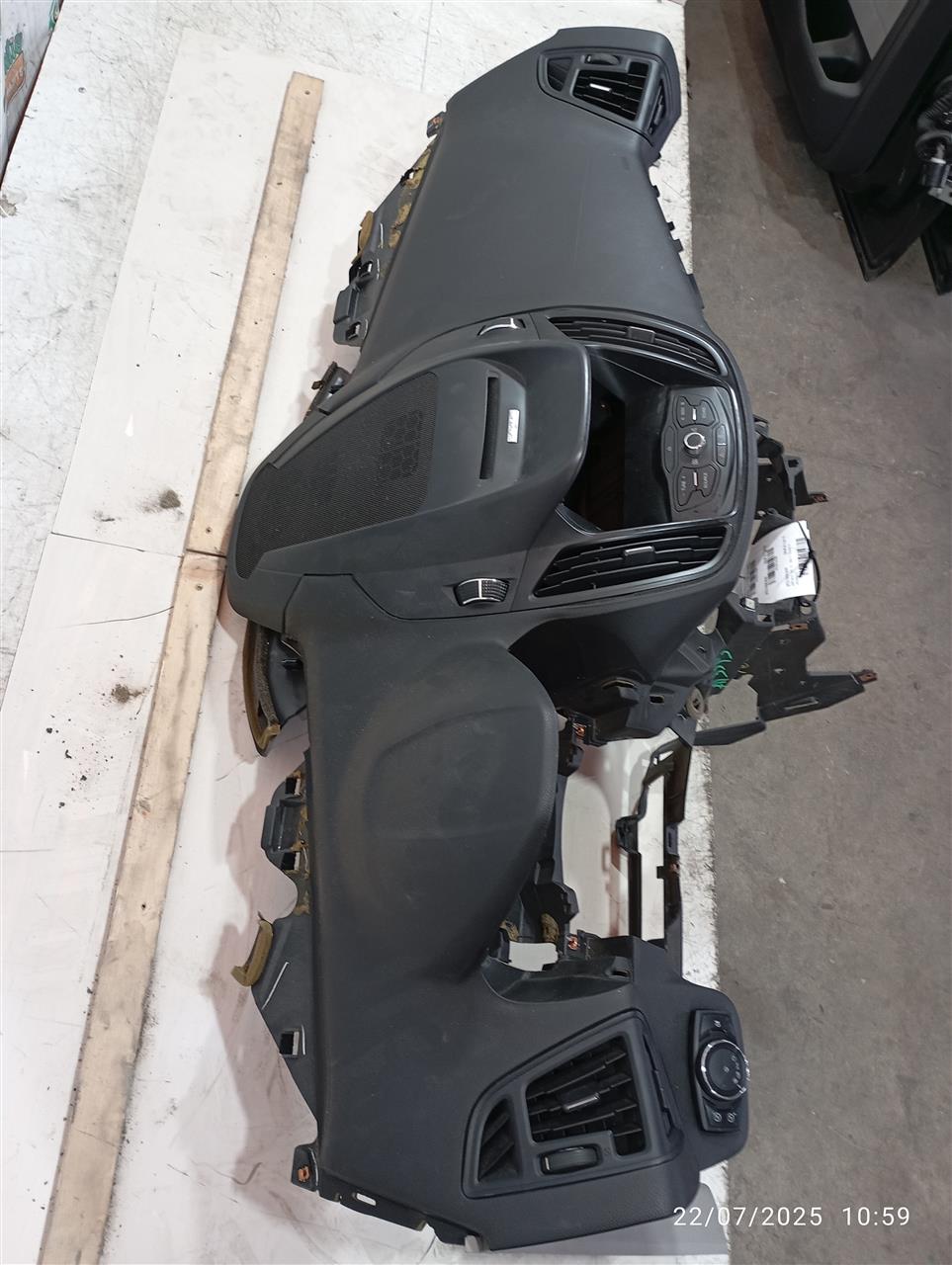 Part image 2