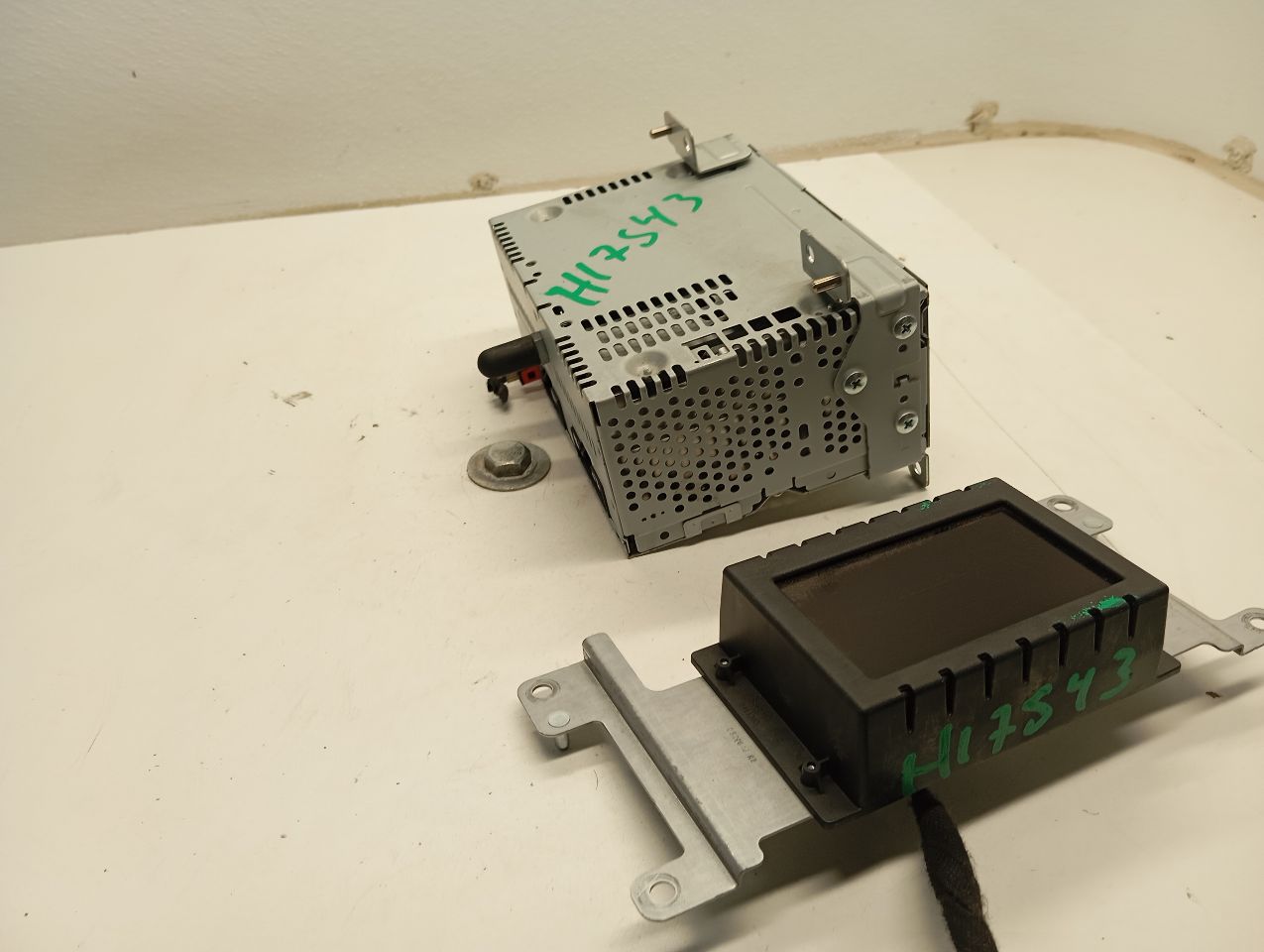 Part image 4