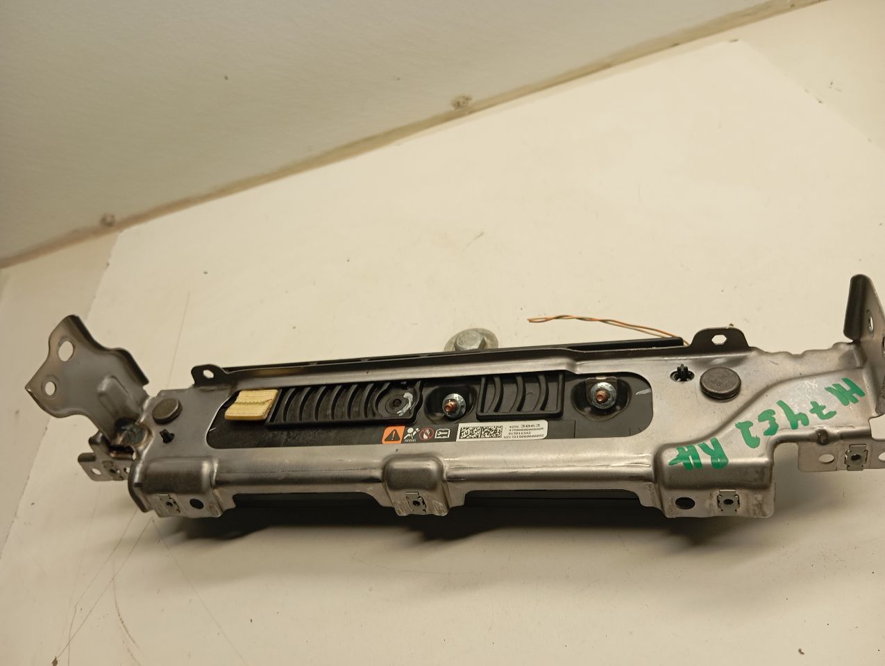 Part image 1