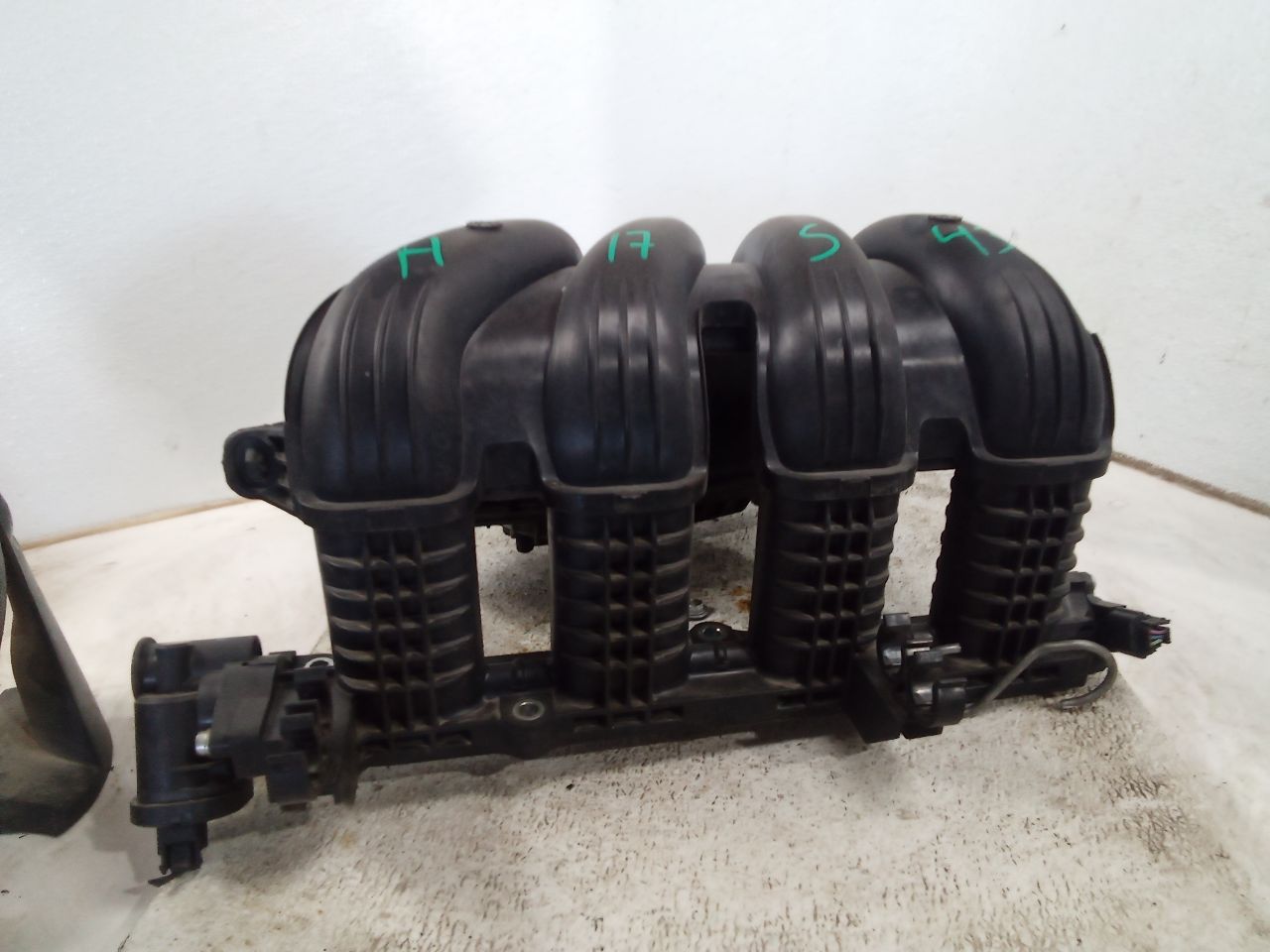 Part image 3