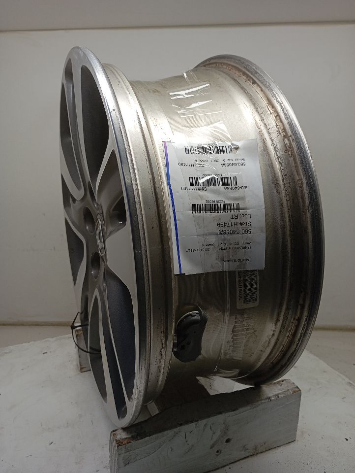2015 Honda ODYSSEY Wheel