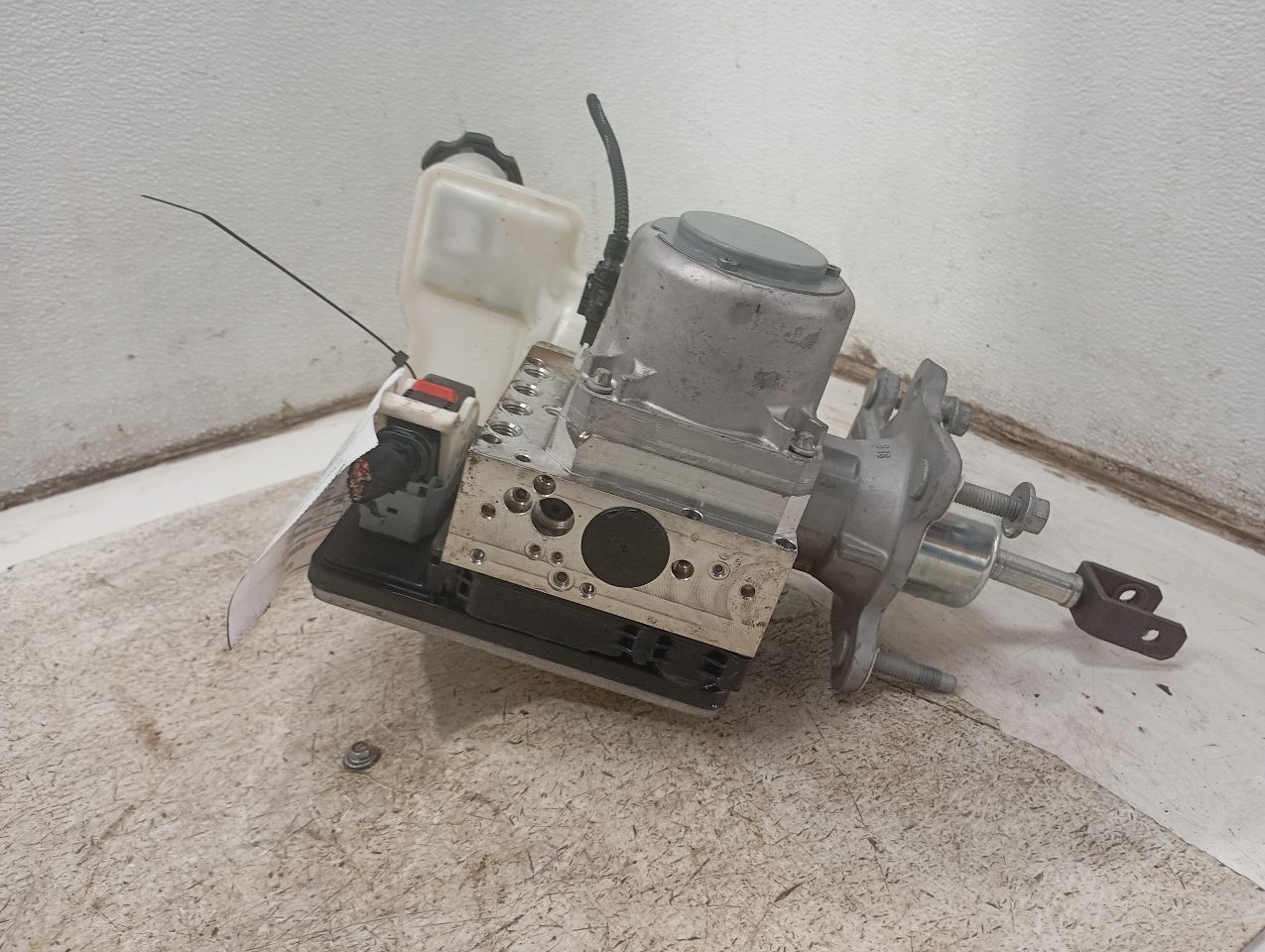 Part image 9