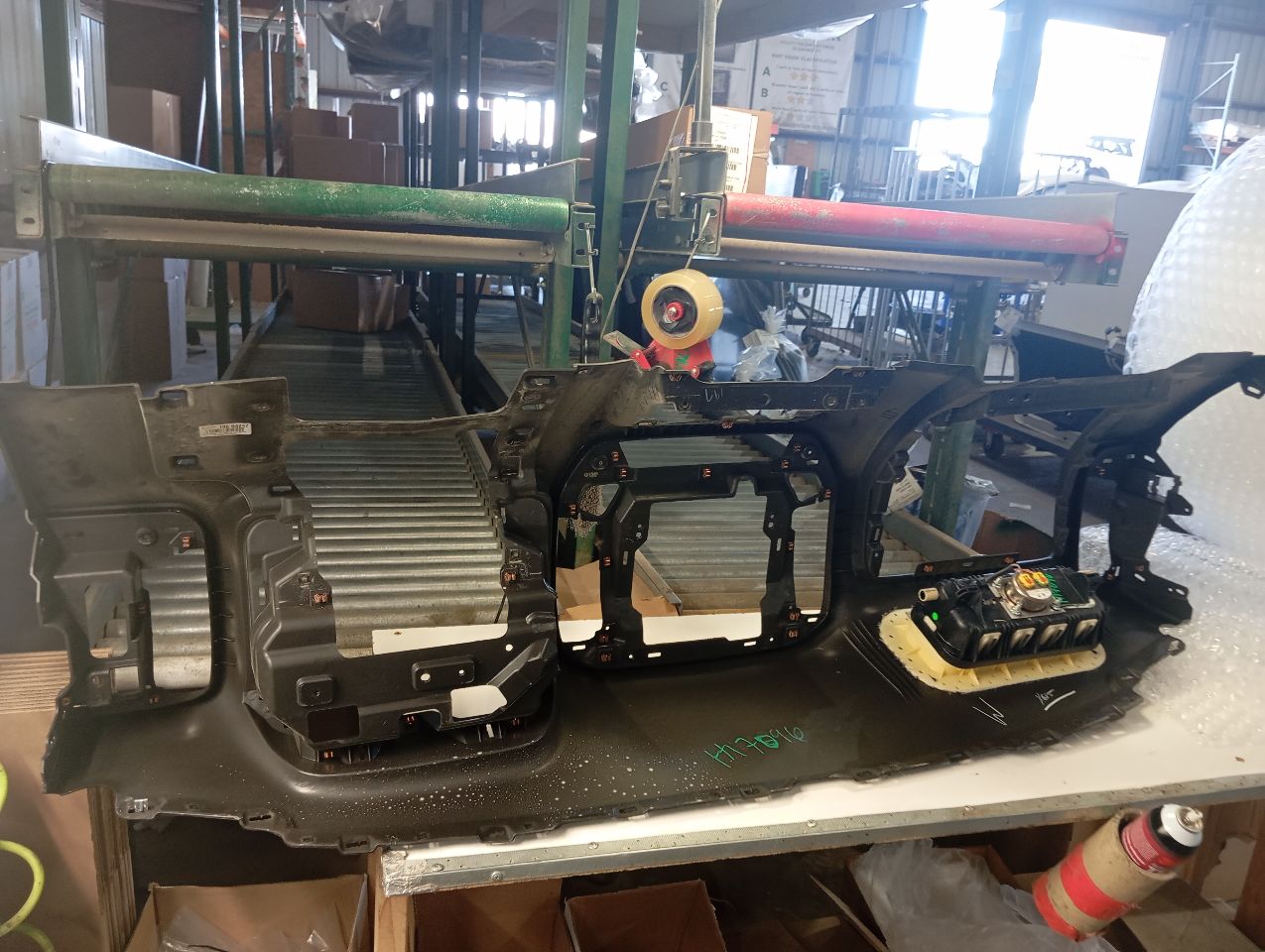 Part image 3