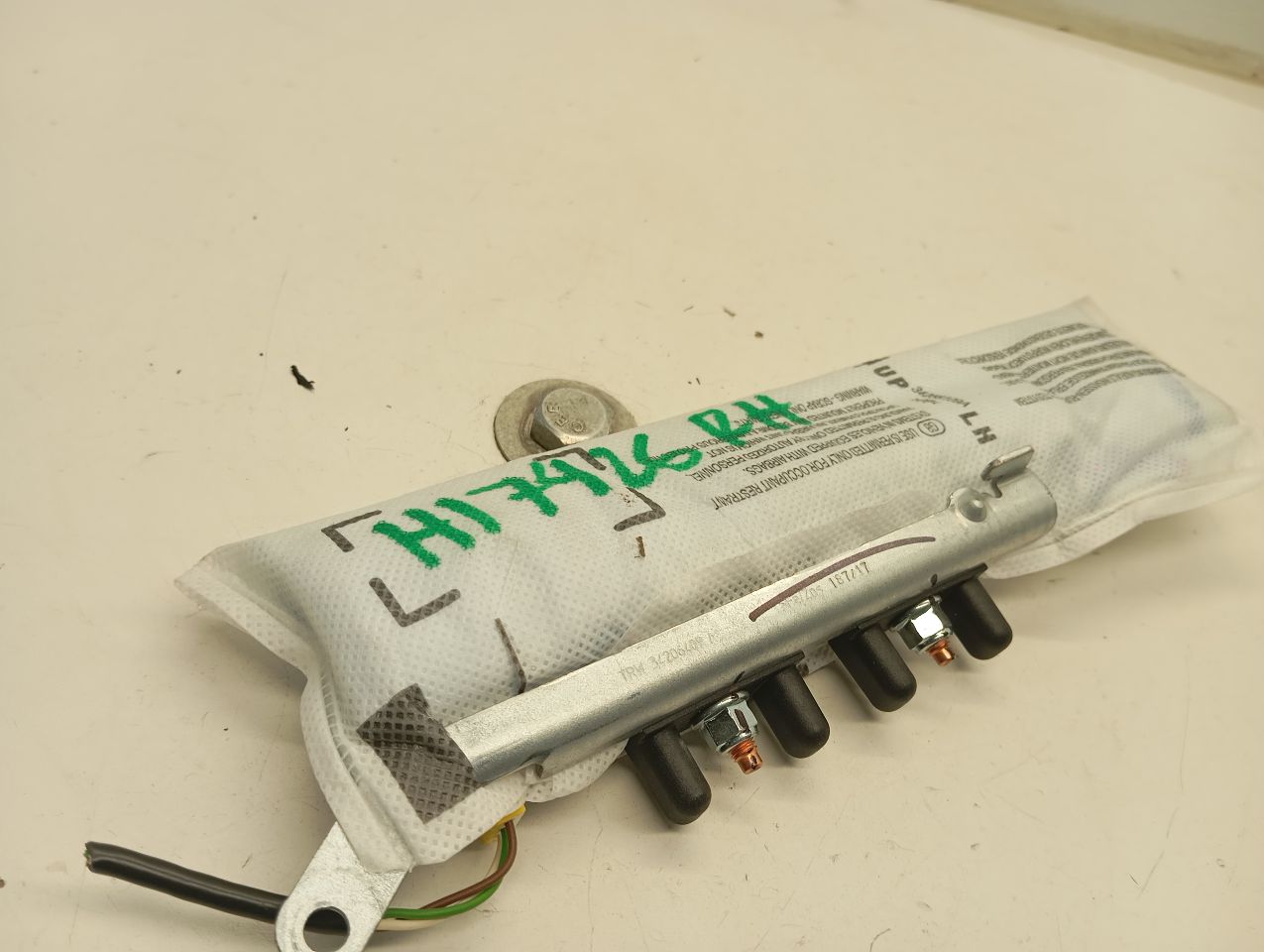 Part image 3