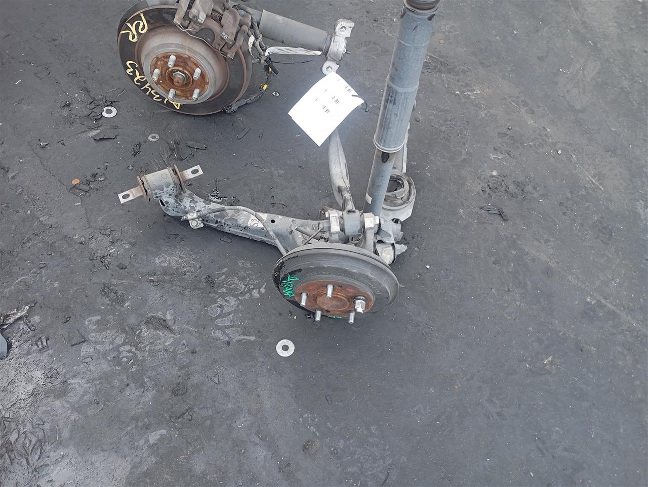 Part image 3