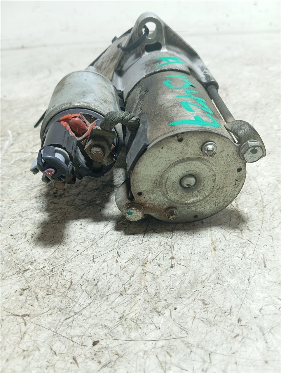 Part image 3