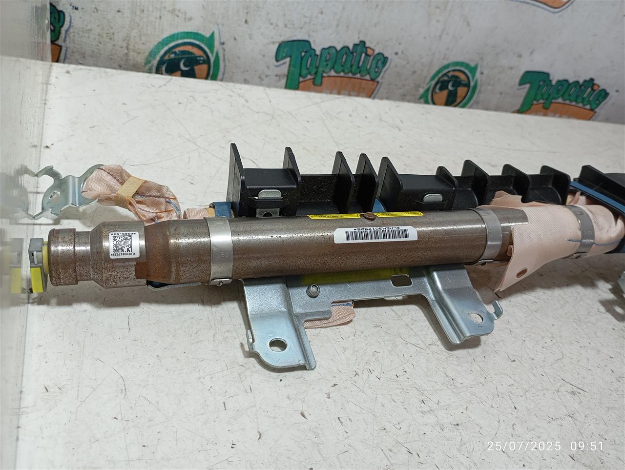 Part image 2